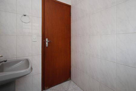 Casa à venda com 235m², 4 quartos e 6 vagasBanheiro 3