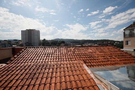 Casa à venda com 235m², 4 quartos e 6 vagasVista 