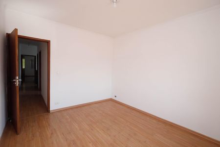 Casa à venda com 235m², 4 quartos e 6 vagasQuarto 2