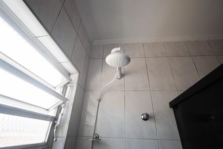 Casa à venda com 235m², 4 quartos e 6 vagasBanheiro 2