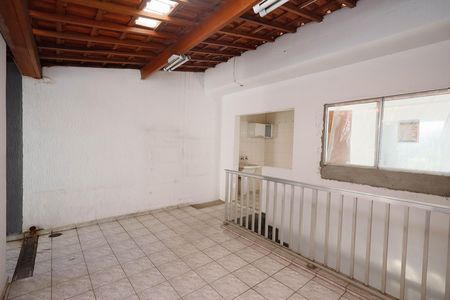 Casa à venda com 235m², 4 quartos e 6 vagasTerraço