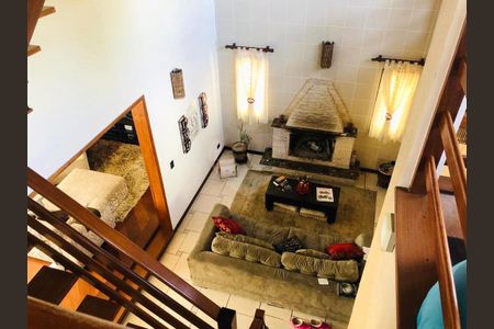 Casa à venda com 4 quartos, 300m² em Chácara Meyer, São Paulo