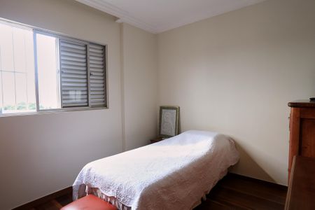 Apartamento à venda com 132m², 4 quartos e 2 vagas Apartamento à venda com 132m², 4 quartos e 2 vagasQuarto