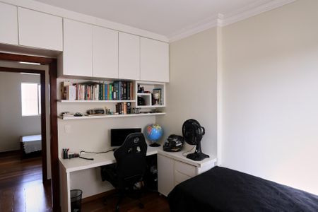 Apartamento à venda com 132m², 4 quartos e 2 vagas Apartamento à venda com 132m², 4 quartos e 2 vagasQuarto 1
