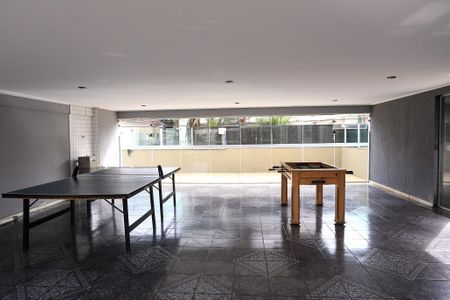 Apartamento à venda com 132m², 4 quartos e 2 vagas Apartamento à venda com 132m², 4 quartos e 2 vagasSalão de jogos