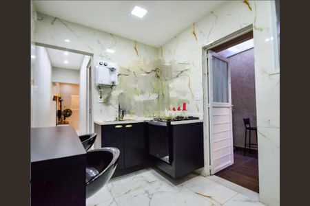 Casa à venda com 120m², 3 quartos e 1 vaga