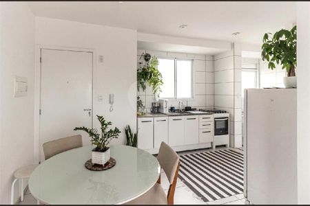 Apartamento à venda com 50m², 1 quarto e sem vaga