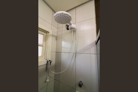 Casa de condomínio para alugar com 120m², 2 quartos e 1 vaga Casa de condomínio para alugar com 120m², 2 quartos e 1 vagaBanheiro Social