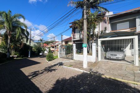 Casa de condomínio para alugar com 120m², 2 quartos e 1 vaga Casa de condomínio para alugar com 120m², 2 quartos e 1 vagaFachada do condomínio