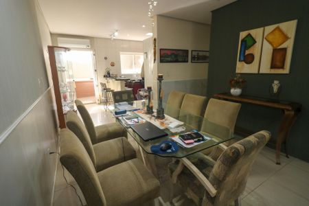 Casa de condomínio para alugar com 120m², 2 quartos e 1 vaga Casa de condomínio para alugar com 120m², 2 quartos e 1 vagaSala de Jantar