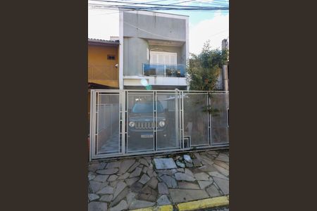 Casa de condomínio para alugar com 120m², 2 quartos e 1 vaga Casa de condomínio para alugar com 120m², 2 quartos e 1 vagaFachada