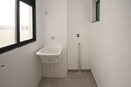 Apartamento à venda com 28m², 1 quarto e sem vagaÁrea de Serviço