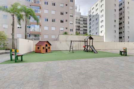 Apartamento à venda com 115m², 2 quartos e 1 vaga