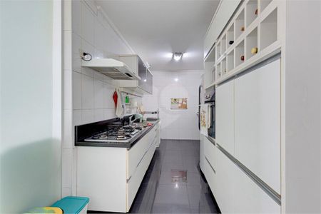 Apartamento à venda com 115m², 2 quartos e 1 vaga