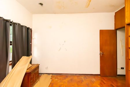 Casa para alugar com 280m², 4 quartos e 3 vagas Casa para alugar com 280m², 4 quartos e 3 vagasQuarto 1