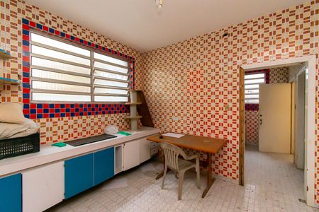 Casa para alugar com 280m², 4 quartos e 3 vagas Casa para alugar com 280m², 4 quartos e 3 vagasCozinha