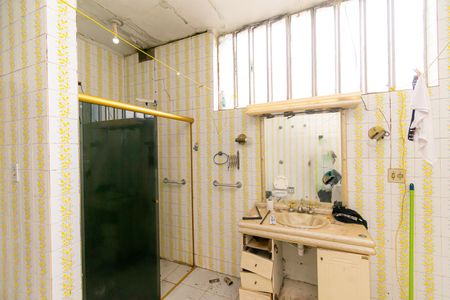 Casa para alugar com 280m², 4 quartos e 3 vagas Casa para alugar com 280m², 4 quartos e 3 vagasBanheiro da Suíte