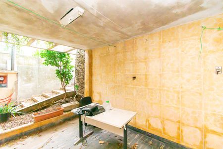 Casa para alugar com 280m², 4 quartos e 3 vagas Casa para alugar com 280m², 4 quartos e 3 vagasGaragem