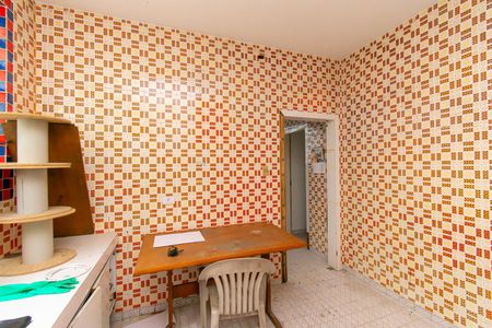 Casa para alugar com 280m², 4 quartos e 3 vagas Casa para alugar com 280m², 4 quartos e 3 vagasCozinha