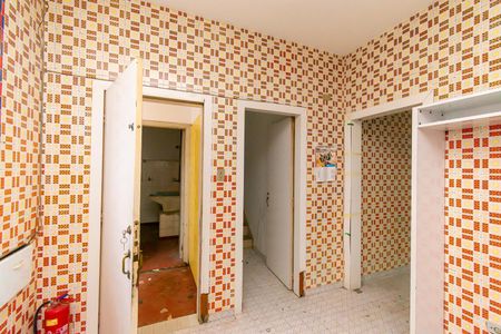 Casa para alugar com 280m², 4 quartos e 3 vagas Casa para alugar com 280m², 4 quartos e 3 vagasCozinha