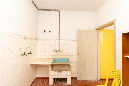 Casa para alugar com 280m², 4 quartos e 3 vagas Casa para alugar com 280m², 4 quartos e 3 vagasÁrea de Serviço