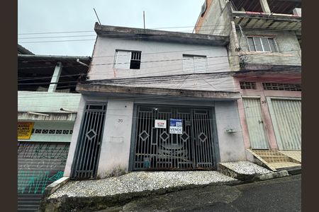Casa para alugar com 96m², 4 quartos e 2 vagas Casa para alugar com 96m², 4 quartos e 2 vagasFachada com placa