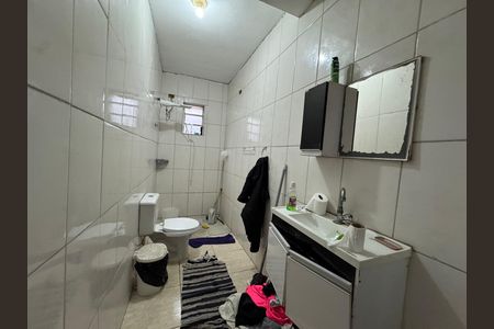 Banheiro 1 de casa à venda com 4 quartos, 96m² em Conceicao, Osasco