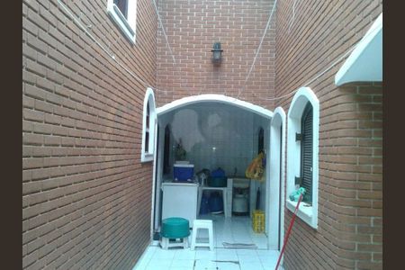 Casa à venda com 150m², 3 quartos e 4 vagas