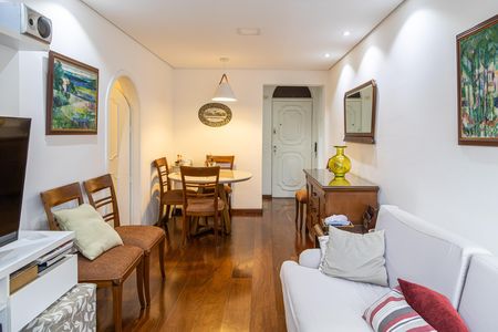 Apartamento à venda com 66m², 3 quartos e 1 vagaSala