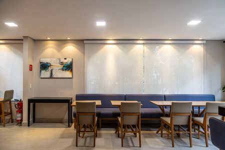 Apartamento à venda com 66m², 3 quartos e 1 vagaÁrea comum - Salão de festas
