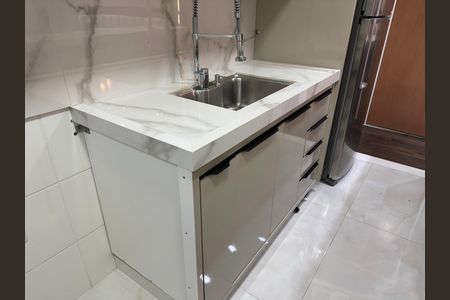 Apartamento para alugar com 47m², 2 quartos e 1 vaga Apartamento para alugar com 47m², 2 quartos e 1 vagaCozinha - Armários
