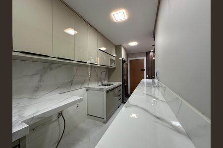 Apartamento para alugar com 47m², 2 quartos e 1 vaga Apartamento para alugar com 47m², 2 quartos e 1 vagaCozinha e Área de Serviço