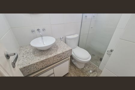 Apartamento para alugar com 79m², 4 quartos e 2 vagas Apartamento para alugar com 79m², 4 quartos e 2 vagasBanheiro