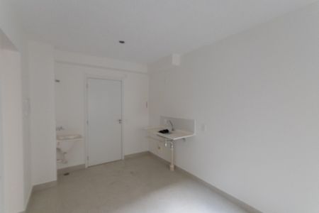 Apartamento à venda com 32m², 2 quartos e sem vaga Apartamento à venda com 32m², 2 quartos e sem vagaSala/Cozinha