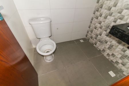 Apartamento à venda com 46m², 2 quartos e 1 vaga Apartamento à venda com 46m², 2 quartos e 1 vagaBanheiro
