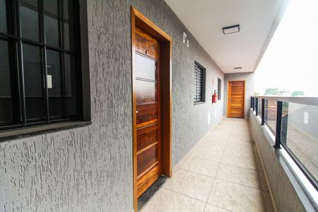 Apartamento à venda com 46m², 2 quartos e 1 vaga Apartamento à venda com 46m², 2 quartos e 1 vagaHall