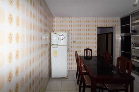 Casa à venda com 144m², 2 quartos e 1 vaga Casa à venda com 144m², 2 quartos e 1 vagaCozinha
