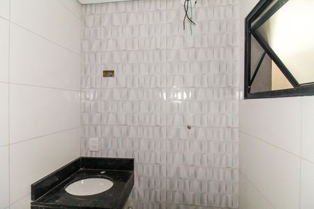 Apartamento à venda com 46m², 2 quartos e 1 vaga Apartamento à venda com 46m², 2 quartos e 1 vagaBanheiro