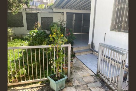 Casa à venda com 3 quartos, 800m² em Tucuruvi, São Paulo