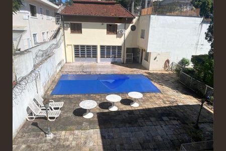 Casa à venda com 800m², 3 quartos e sem vaga