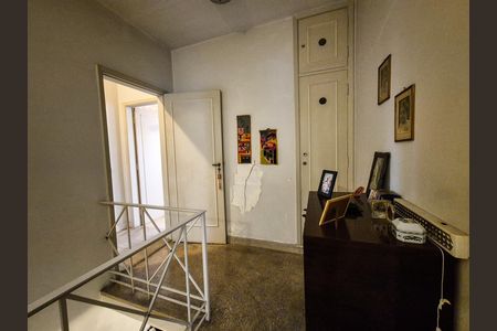 Casa à venda com 490m², 3 quartos e 4 vagas