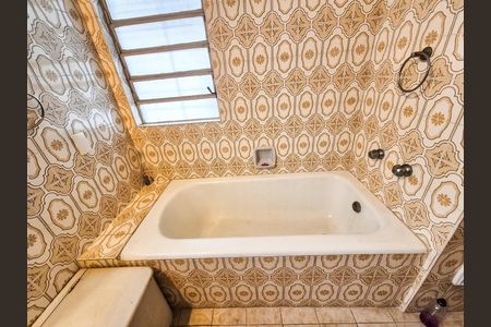 Casa à venda com 490m², 3 quartos e 4 vagas