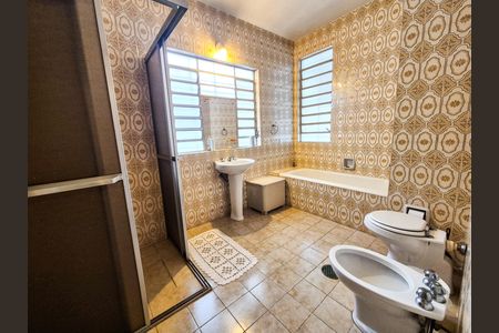 Casa à venda com 490m², 3 quartos e 4 vagas