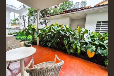 Casa à venda com 490m², 3 quartos e 4 vagas