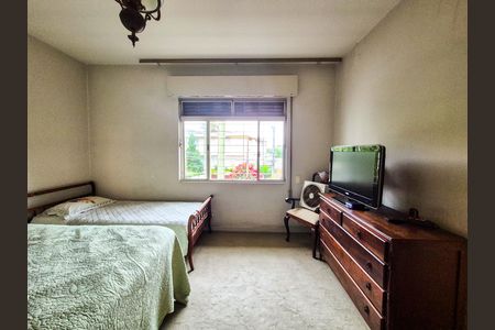 Casa à venda com 490m², 3 quartos e 4 vagas