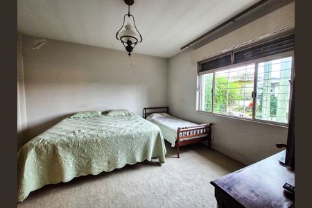 Casa à venda com 490m², 3 quartos e 4 vagas