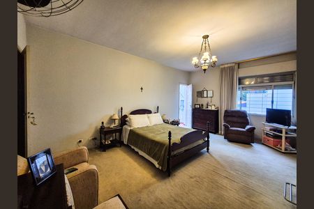 Casa à venda com 490m², 3 quartos e 4 vagas