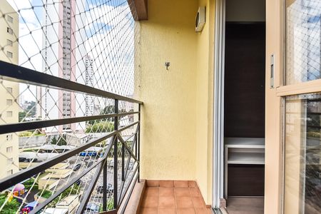 Varanda de apartamento à venda com 3 quartos, 70m² em Aclimação, São Paulo