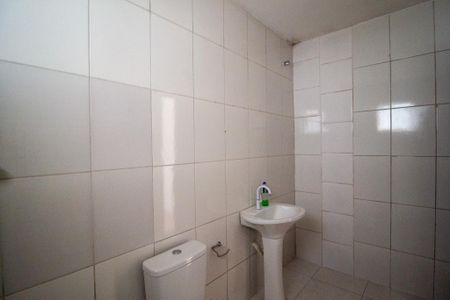 Casa para alugar com 45m², 1 quarto e sem vaga Casa para alugar com 45m², 1 quarto e sem vagaBanheiro
