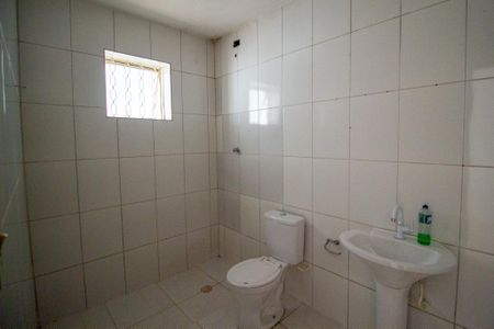 Banheiro de casa para alugar com 1 quarto, 45m² em Jardim Mirante dos Ovnis, Votorantim